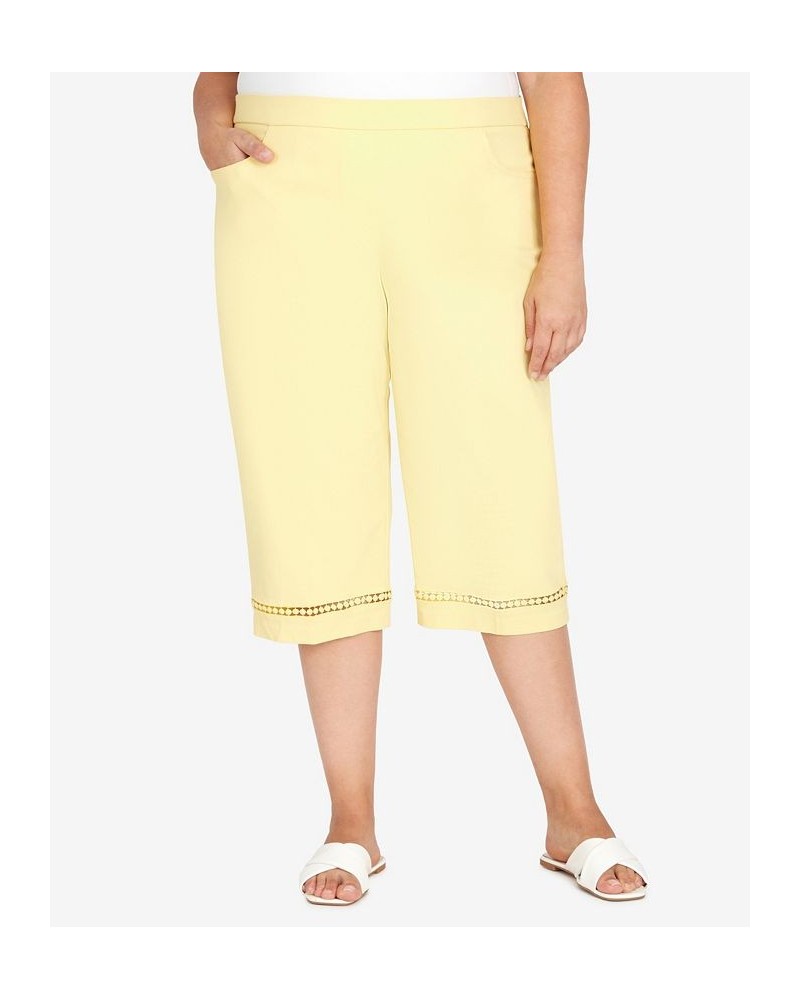Plus Size Summer In The City Lace Allure Clamdigger Pants Yellow $25.40 Pants