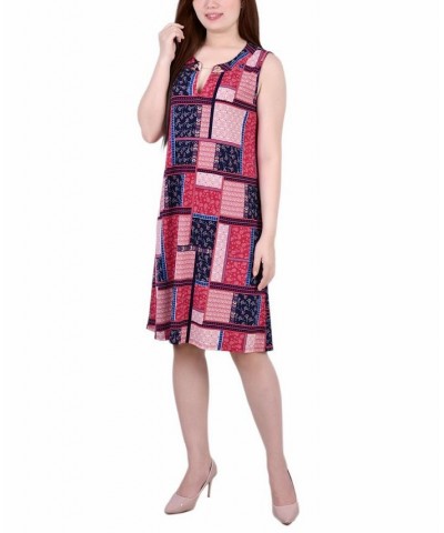 Petite Size Sleeveless Keyhole Dress with Hardware Sunquilt $18.02 Dresses