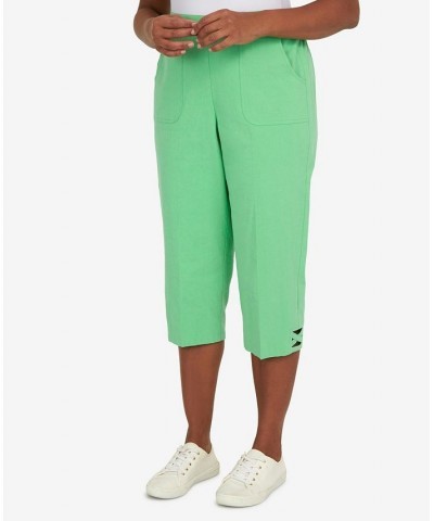 Women's Criss Cross Structured Capri Pants Green $34.51 Pants