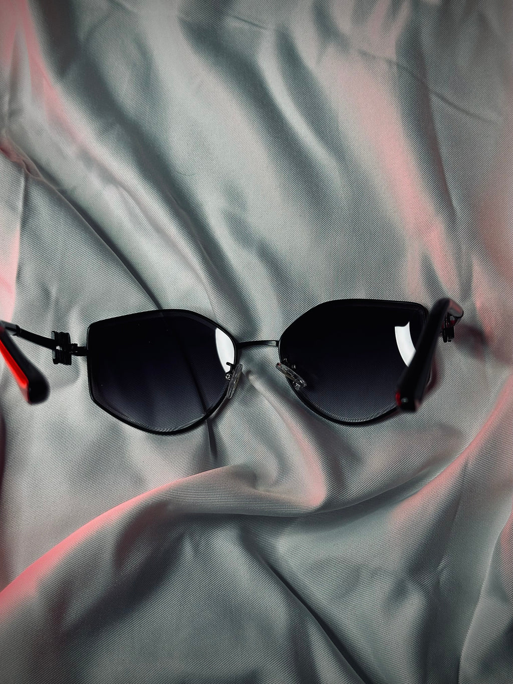 MIU MIU Shades (unisex)