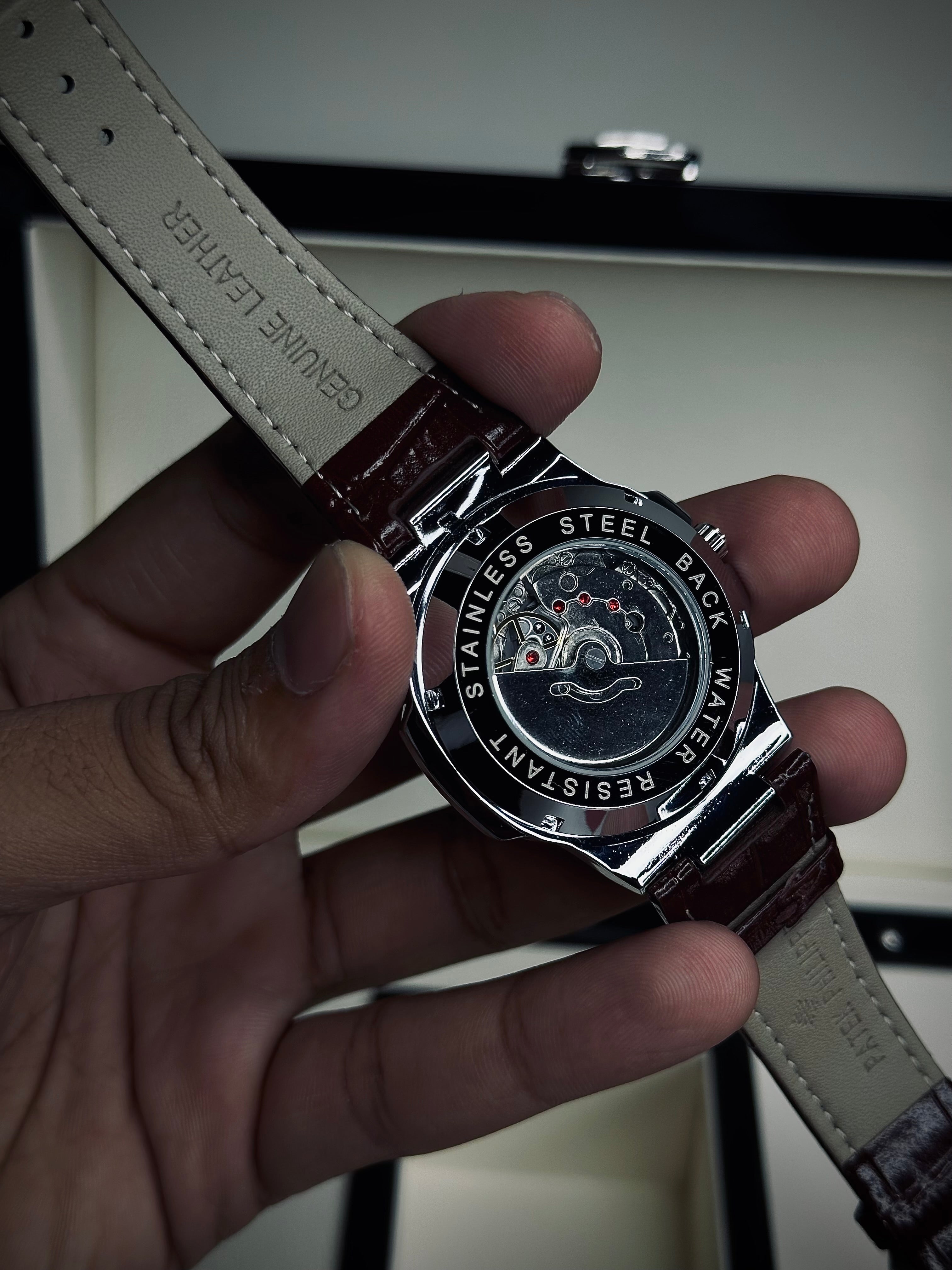 PP Leather Straps (swiss like movement)