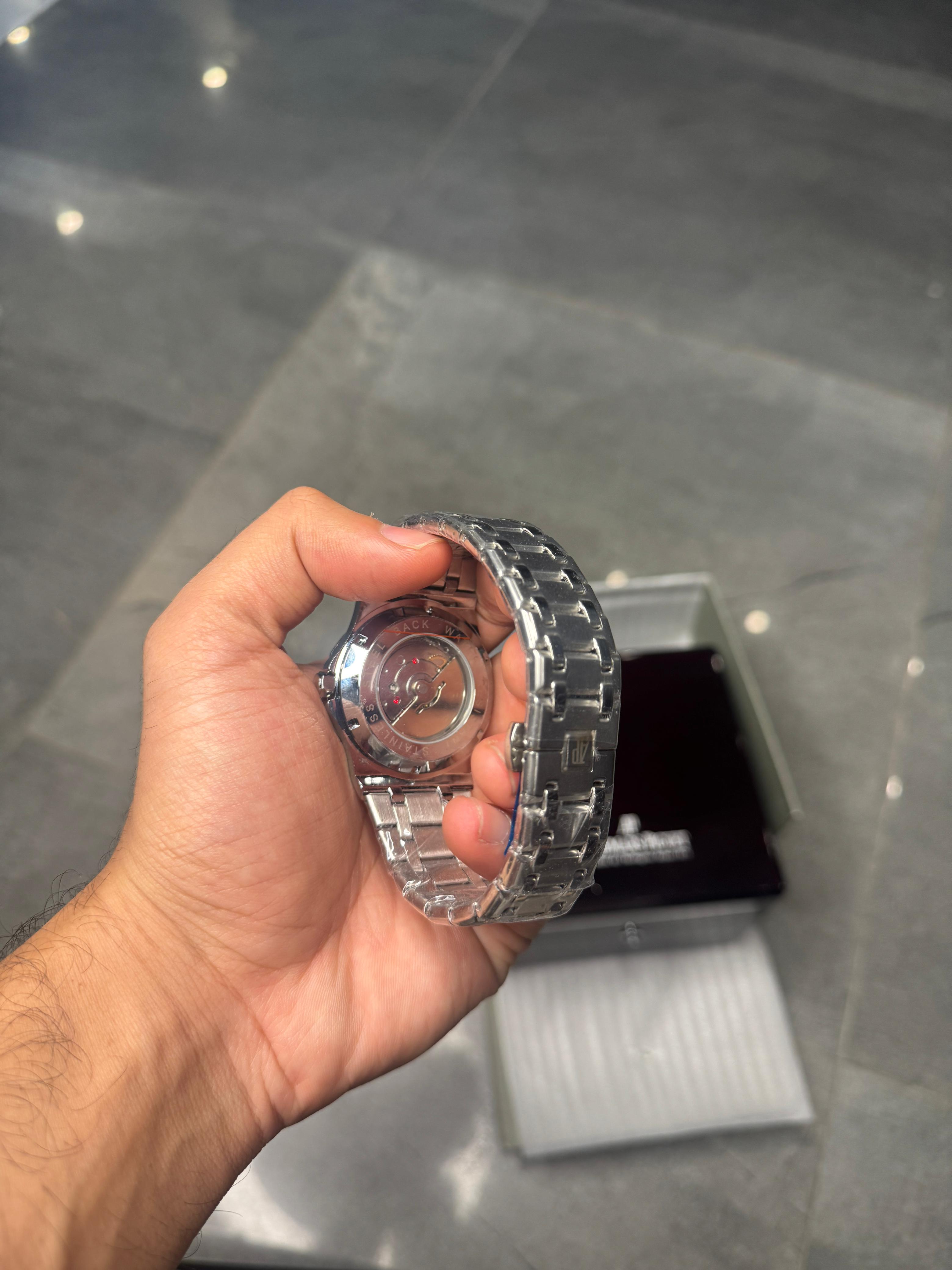 AP Chain (swiss movement)